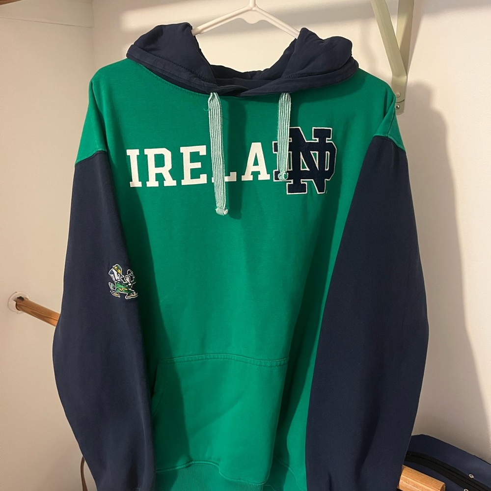 💚 Notre Dame “Ireland” Under Armour Hoodie (Size Small)